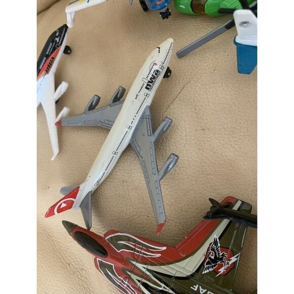 Bundle of 21  DieCast Airplane Helicopter Jet Planes Military Aircraft - Picture 10 of 11
